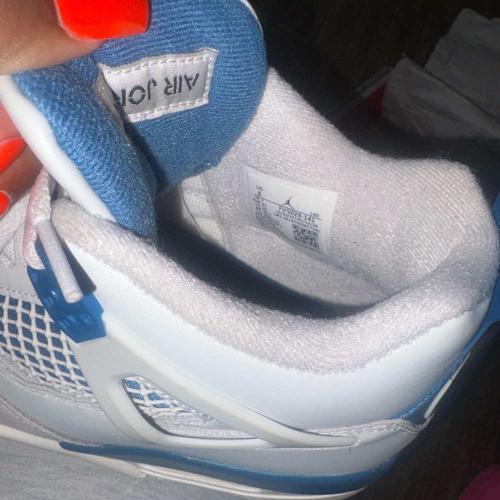 Nike White and Blue Jordan Retro 4 Military 2024 Men’s size 8 - Picture 10 of 13